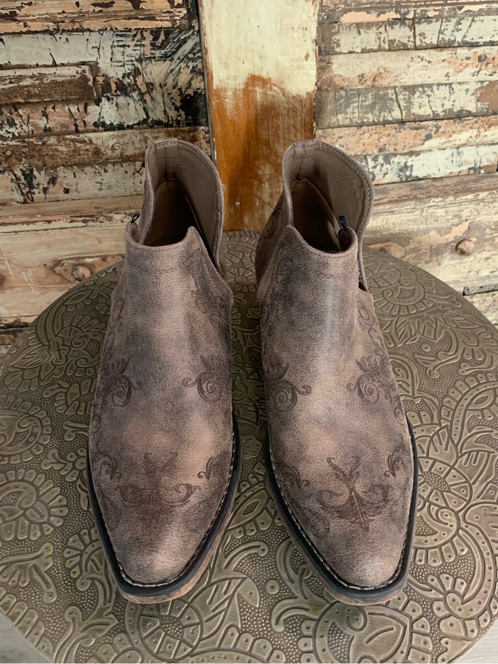 Women’s Roper Ava Distressed Brown Slip-On Ankle Western Boots, 9 - Picture 2 of 10